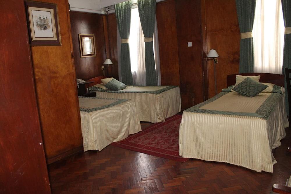 The Oakwood Hotel Nairobi Zewnętrze zdjęcie