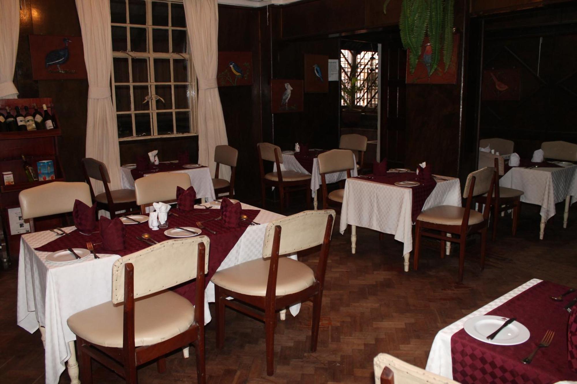 The Oakwood Hotel Nairobi Zewnętrze zdjęcie