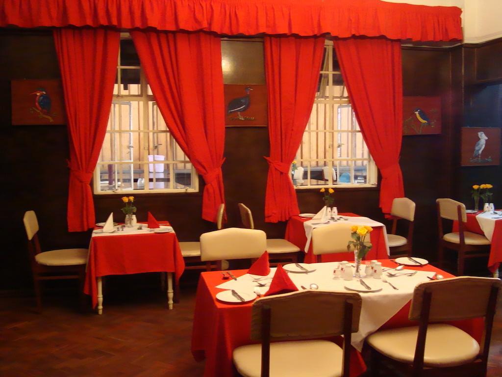 The Oakwood Hotel Nairobi Zewnętrze zdjęcie